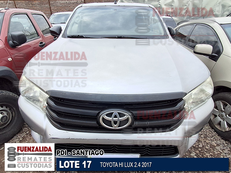 TOYOTA HI LUX 2.4