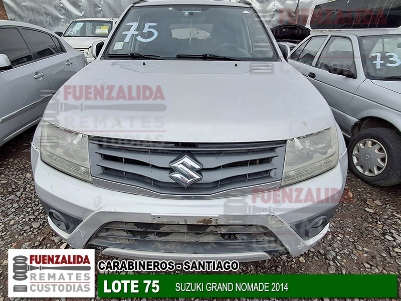 SUZUKI GRAND NOMADE