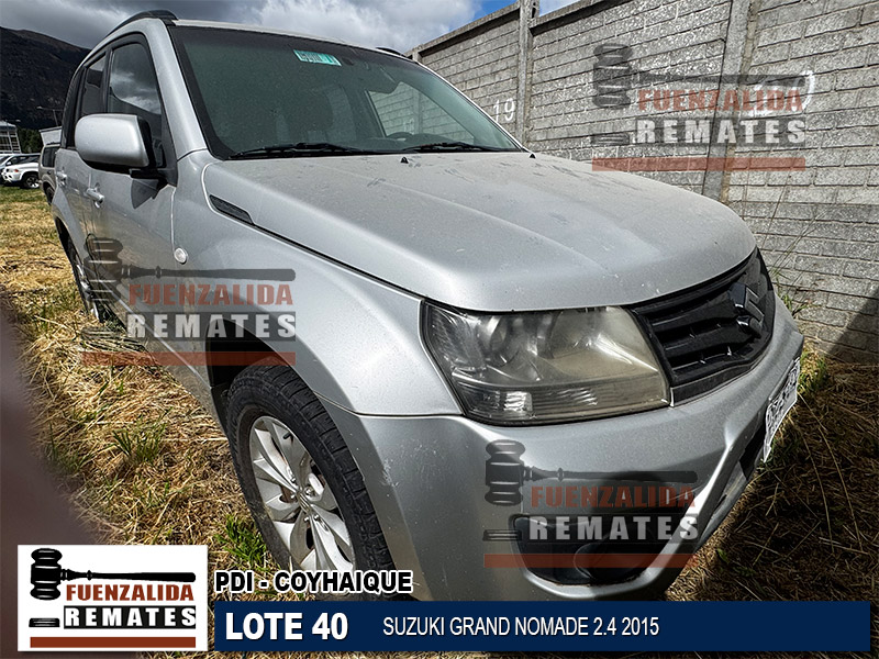 SUZUKI GRAND NOMADE 2.4 2015